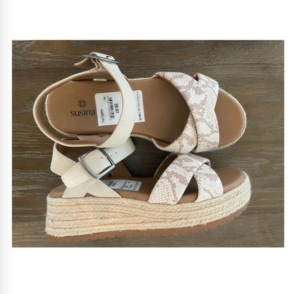 susina wedges